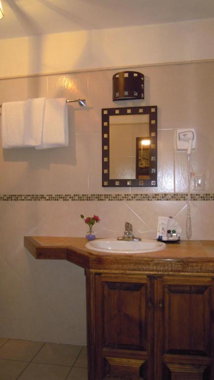 La Casa Del Laurel Hotel Taxco de Alarcon Room photo