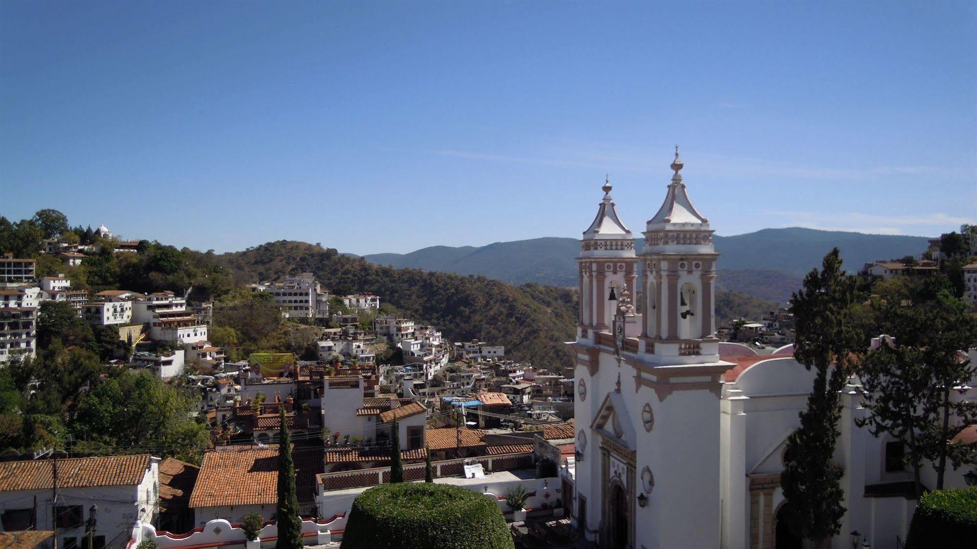 La Casa Del Laurel Hotel Taxco de Alarcon Exterior photo